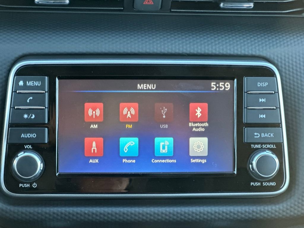 New 2025 Nissan Kicks Play S image 21