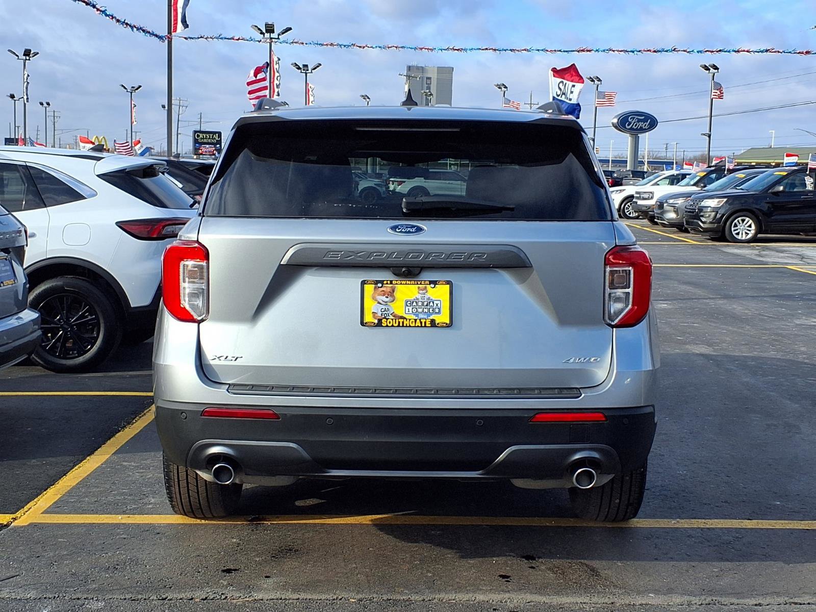 Used 2023 Ford Explorer XLT w/ Equipment Group 202A image 24