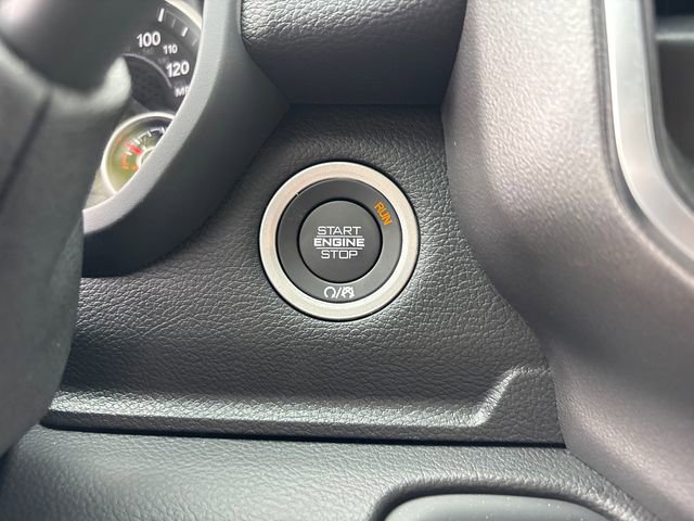 New 2026 RAM 2500 Big Horn AWD/4WD image 17