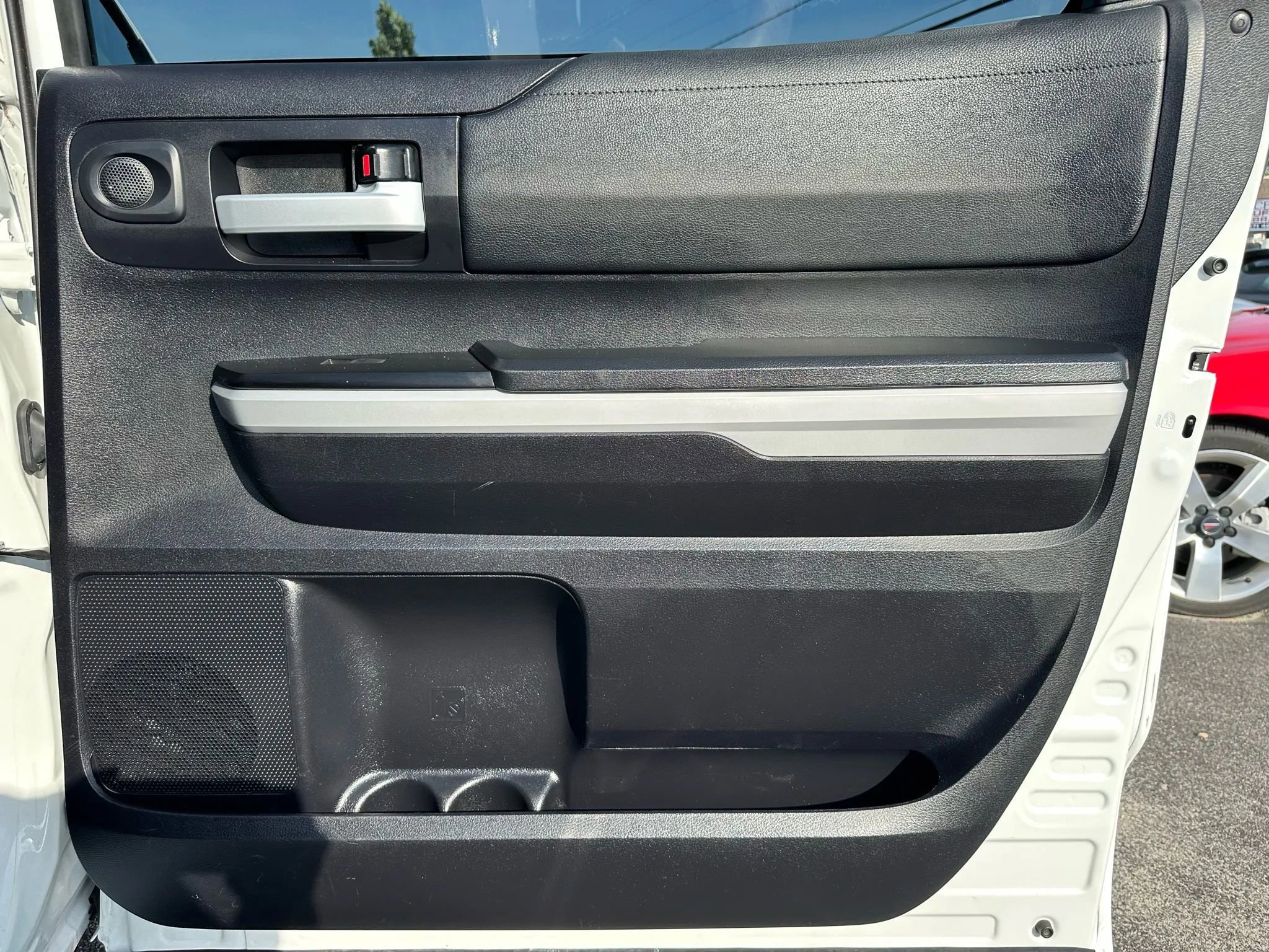 Used 2020 Toyota Tundra SR5 w/ SR5 Upgrade Package image 23