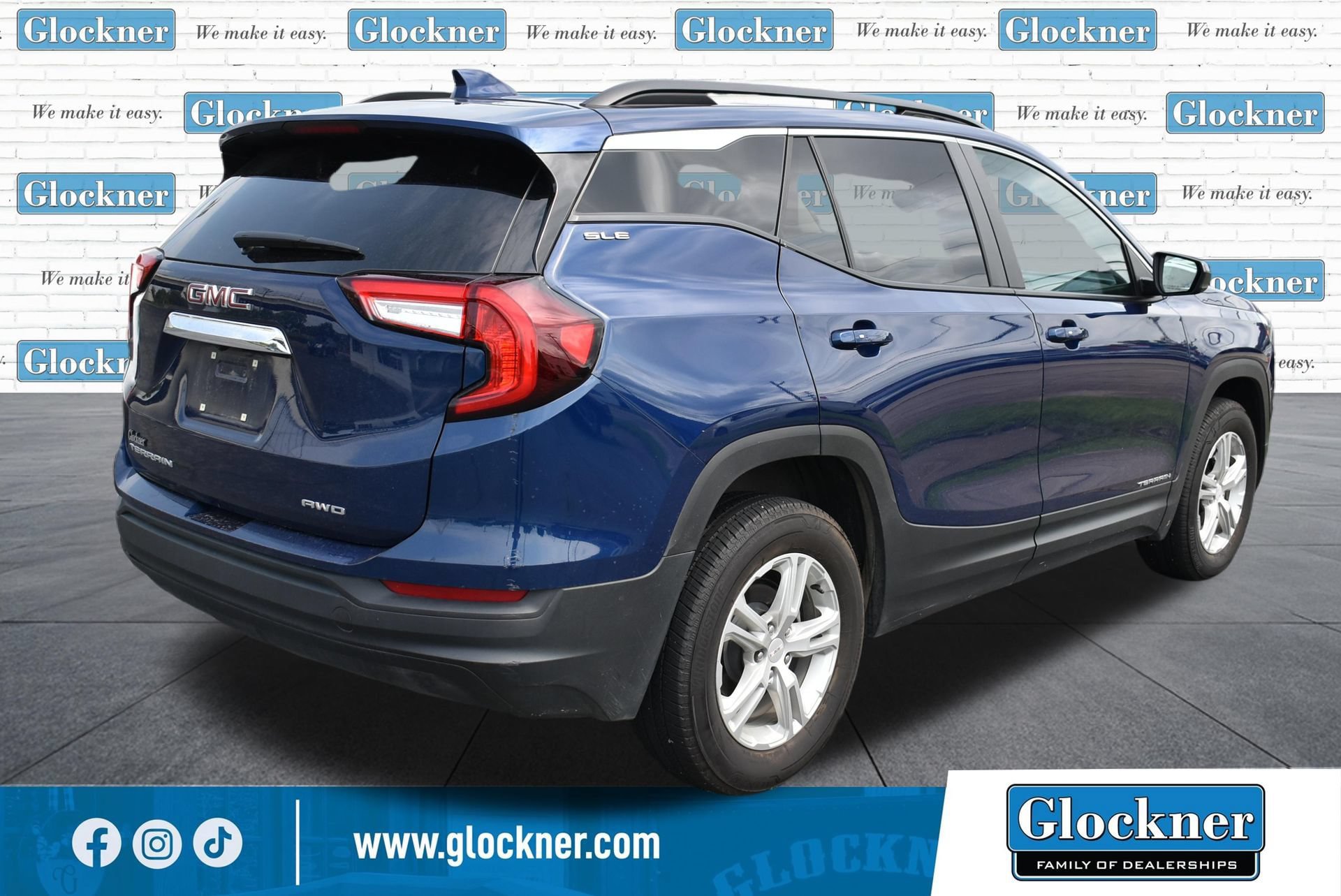 Used 2023 GMC Terrain SLE w/ Driver Convenience Package AWD/4WD image 6