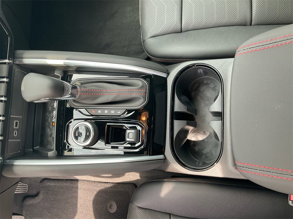 New 2026 Chevrolet Colorado Z71 w/ Technology Package image 11