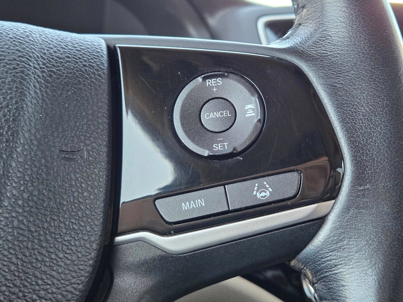 Used 2019 Honda Pilot Touring image 27