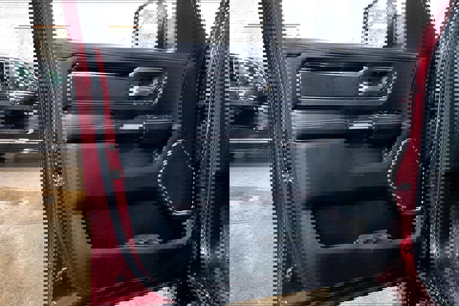 Used 2021 RAM 1500 Laramie w/ Sport Appearance Package image 25