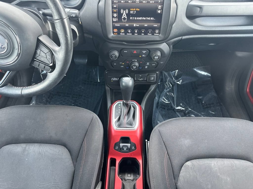 Used 2022 Jeep Renegade Trailhawk AWD/4WD image 34