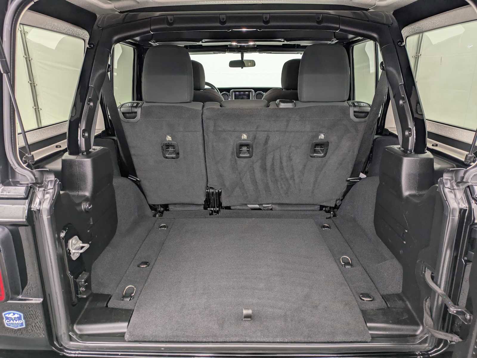 Used 2022 Jeep Wrangler Unlimited Sport image 32