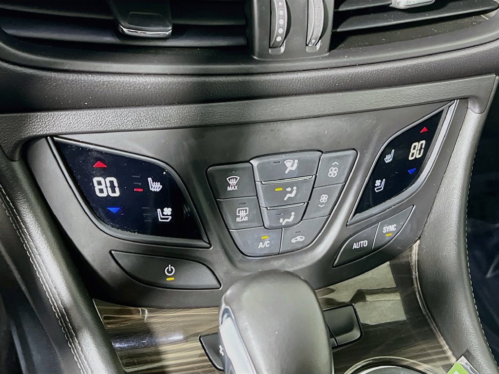 Used 2020 Buick Envision Premium AWD/4WD image 14