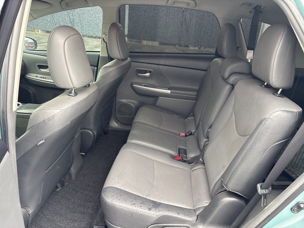 Used 2014 Toyota Prius V Three image 12