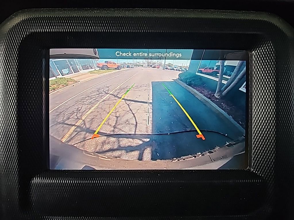 Used 2022 Jeep Wrangler Unlimited Sport image 12