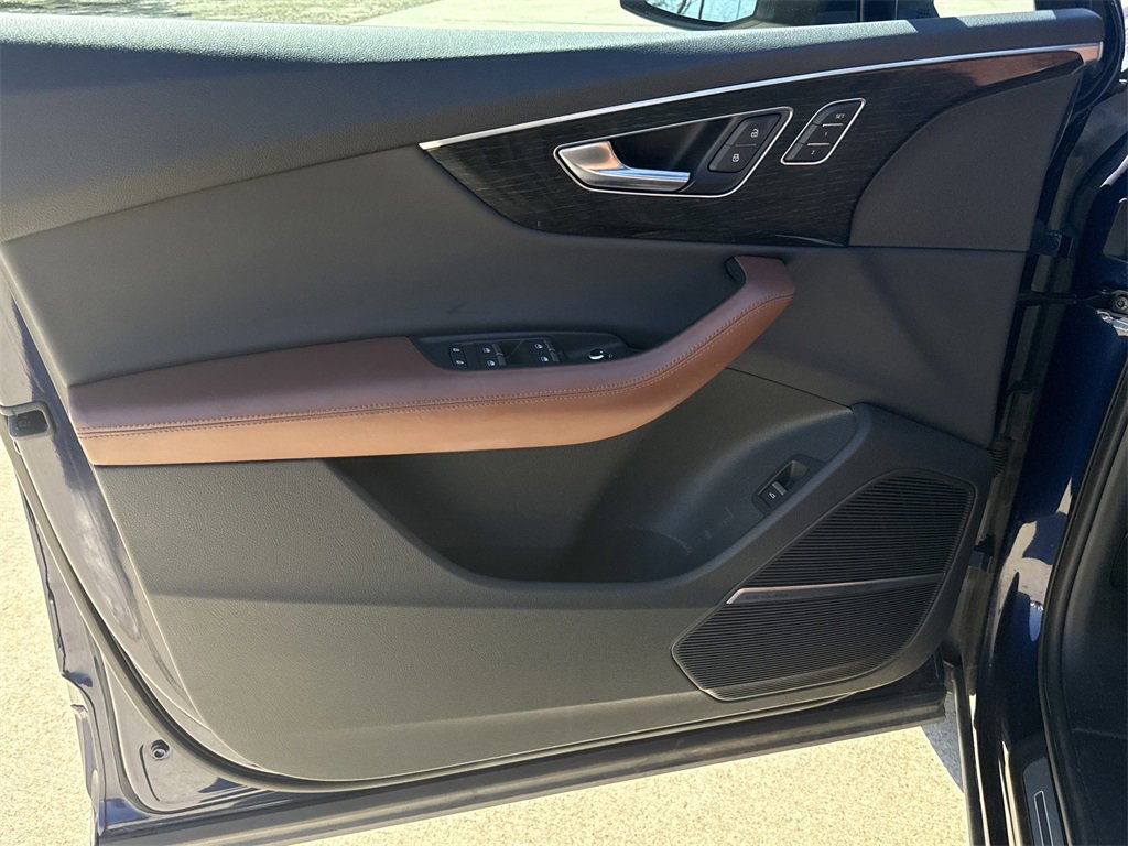 Used 2021 Audi Q7 3.0T Premium Plus w/ Executive Package image 10