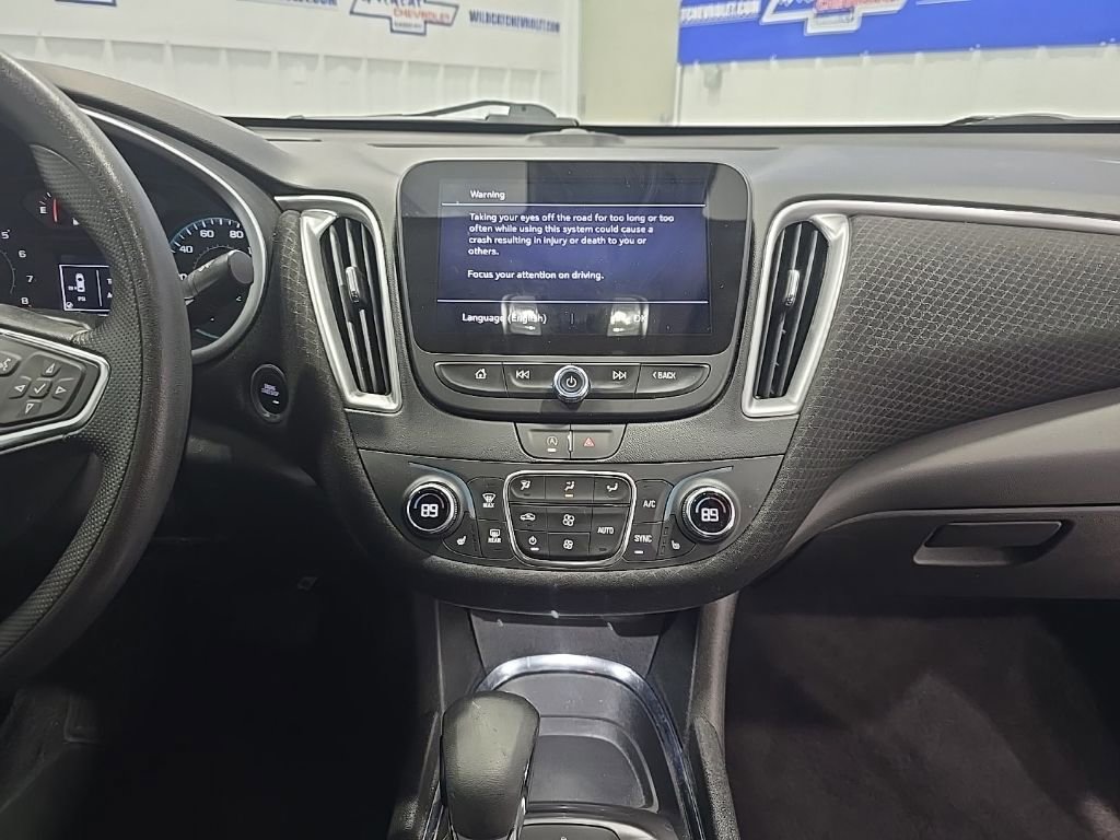Used 2023 Chevrolet Malibu LT image 27