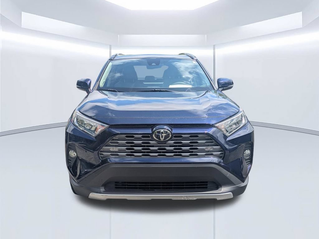 Used 2020 Toyota RAV4 Limited FWD image 10