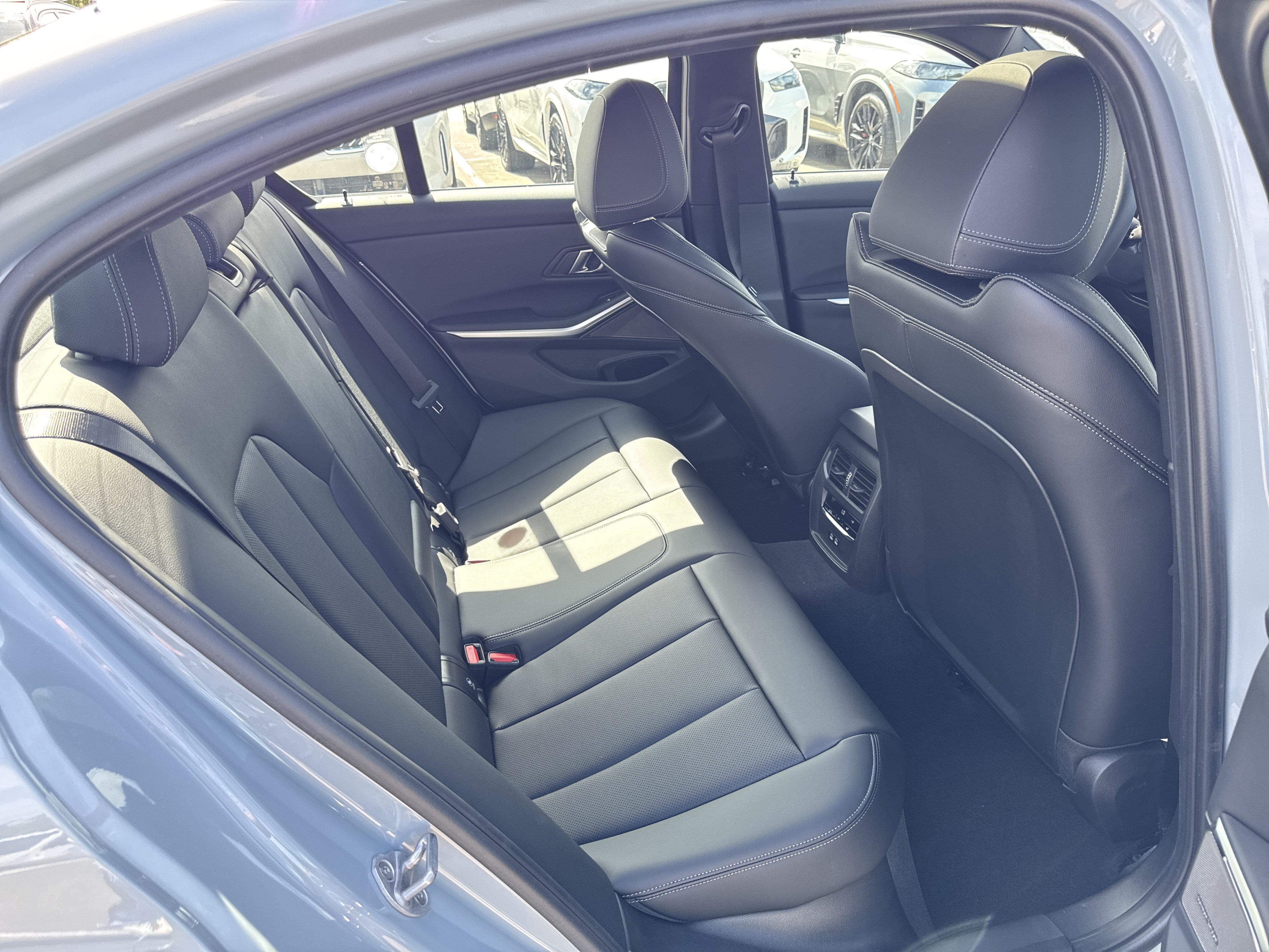 New 2026 BMW 330i Sedan w/ M Sport Package RWD image 11