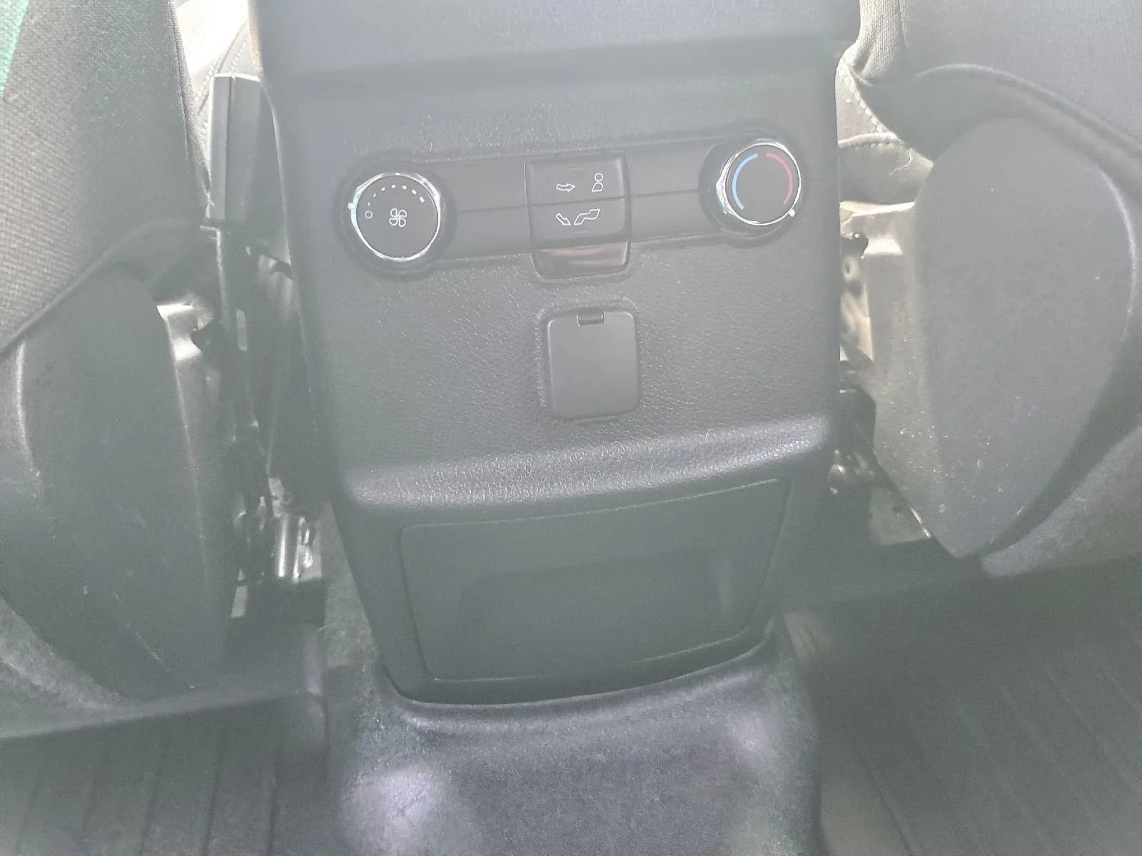 Used 2017 Ford Explorer XLT w/ Equipment Group 201A image 18