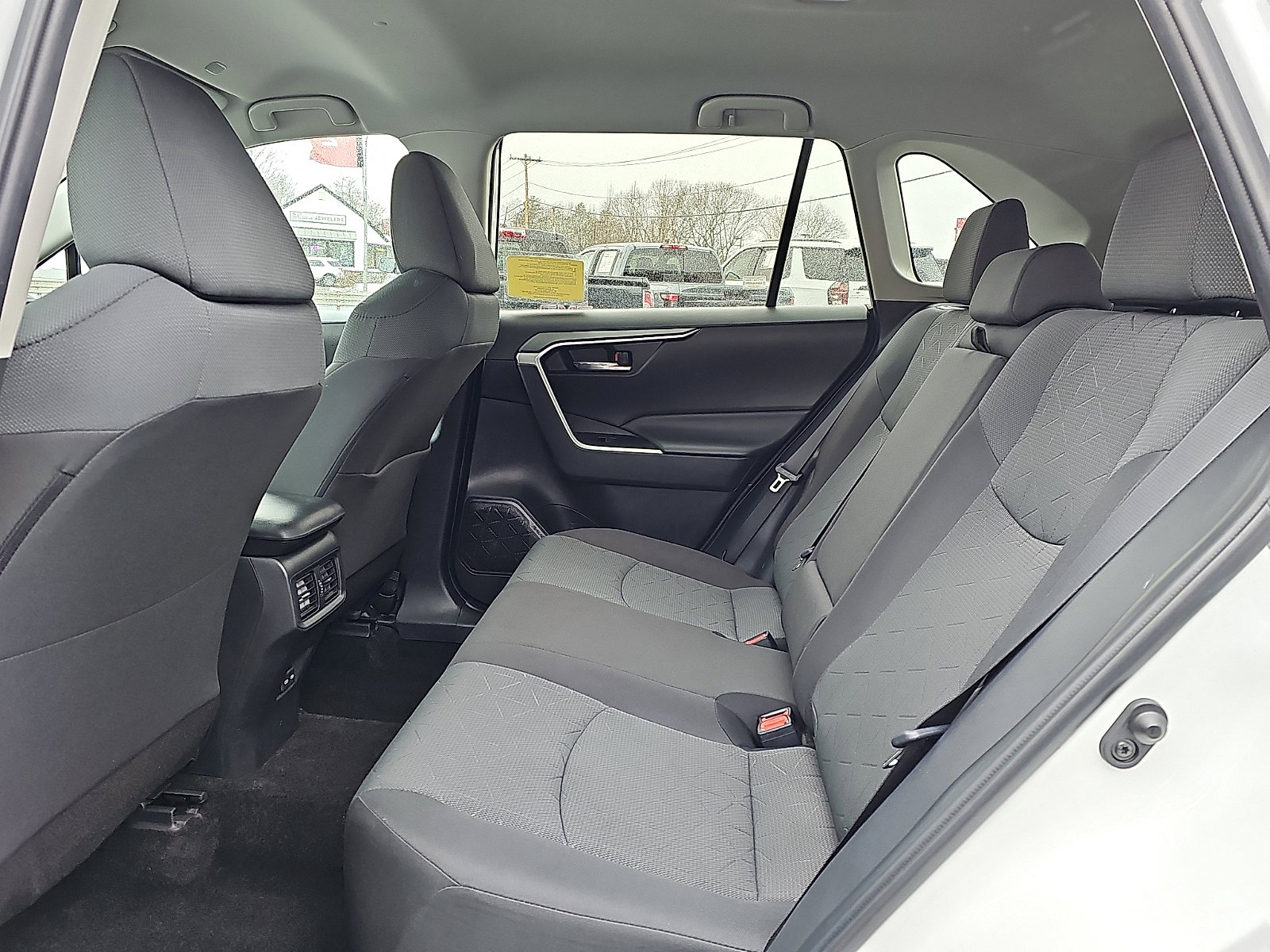 Used 2024 Toyota RAV4 XLE image 10