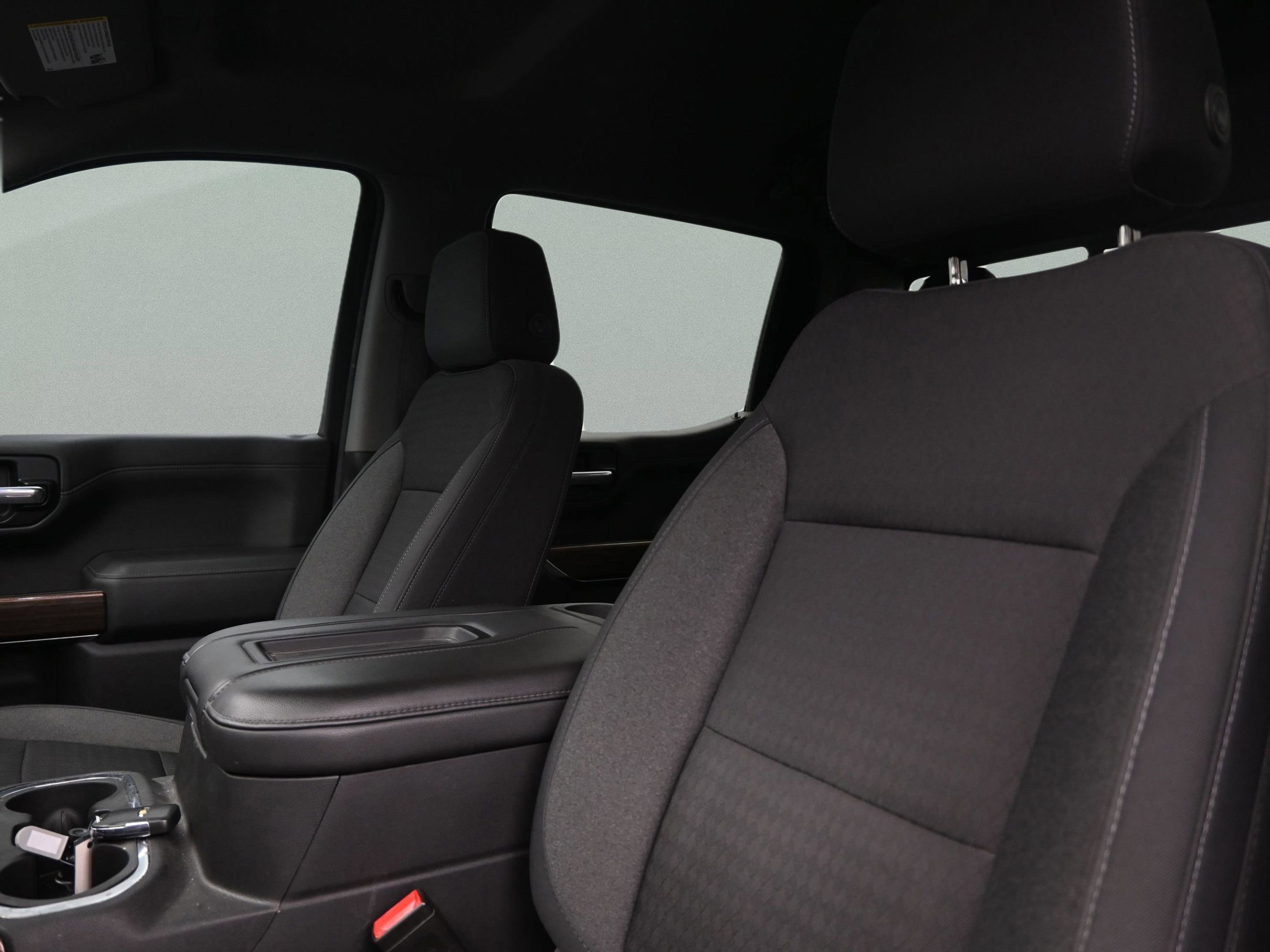 Used 2020 Chevrolet Silverado 1500 RST w/ Texas Edition image 35