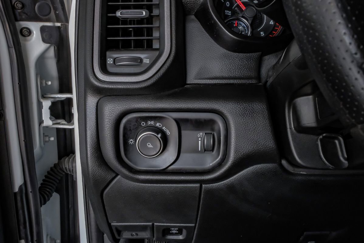 Used 2024 RAM 3500 Tradesman w/ Chrome Appearance Group image 27