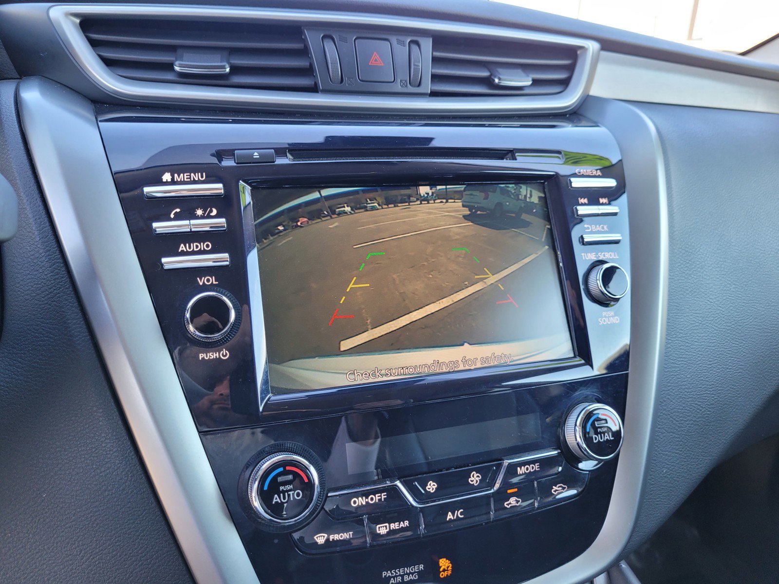 Used 2024 Nissan Murano SV image 18