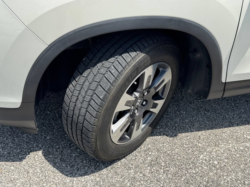 Used 2017 Honda Ridgeline RTL-T image 39