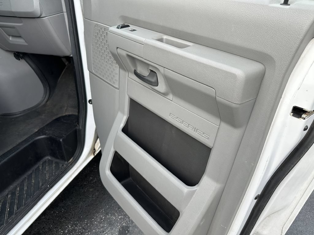 Used 2011 Ford E-250 and Econoline 250 w/ PWR Group RWD image 27