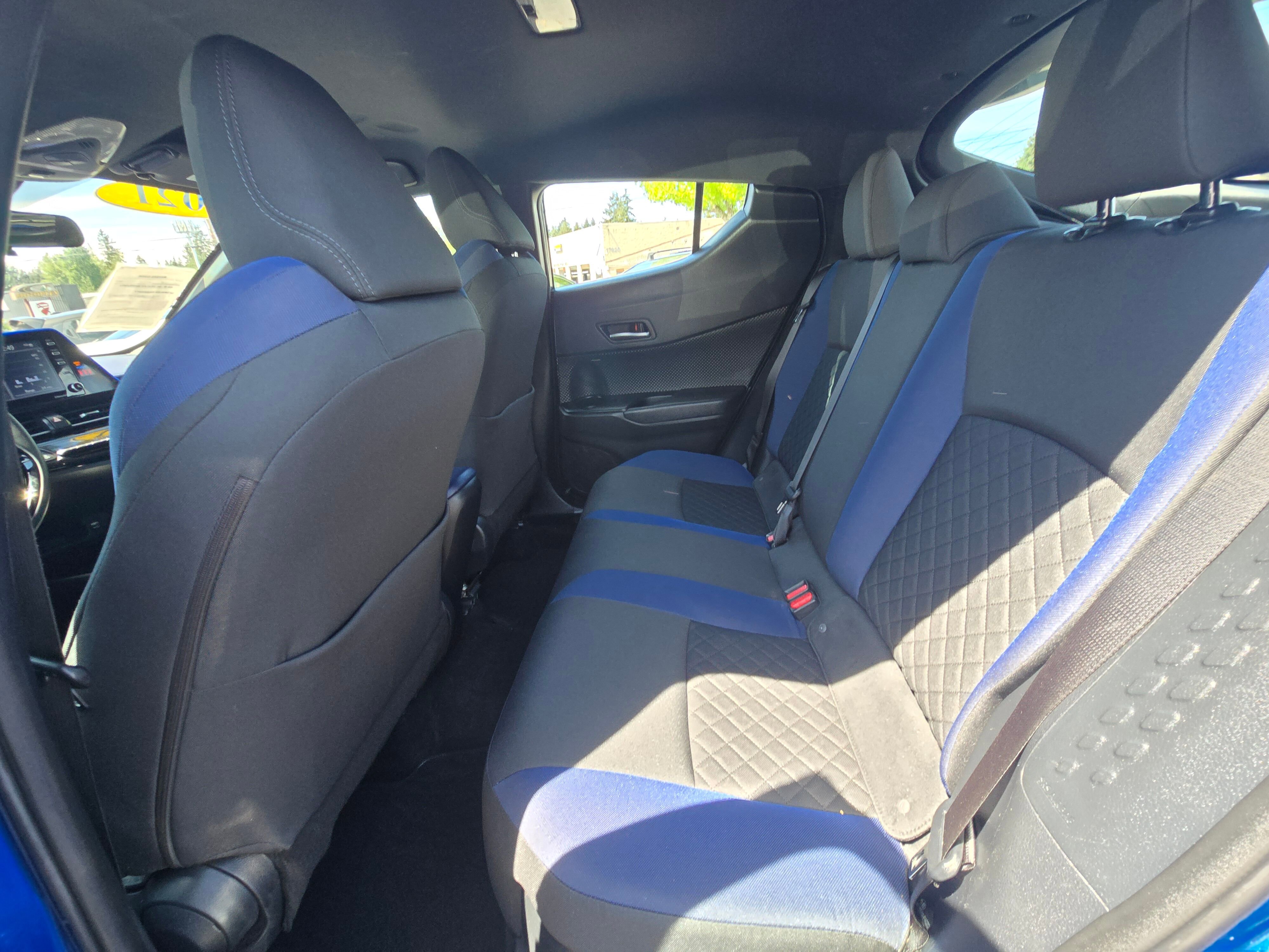 Used 2021 Toyota C-HR XLE FWD image 16
