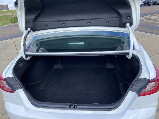 Used 2025 Toyota Camry LE image 25