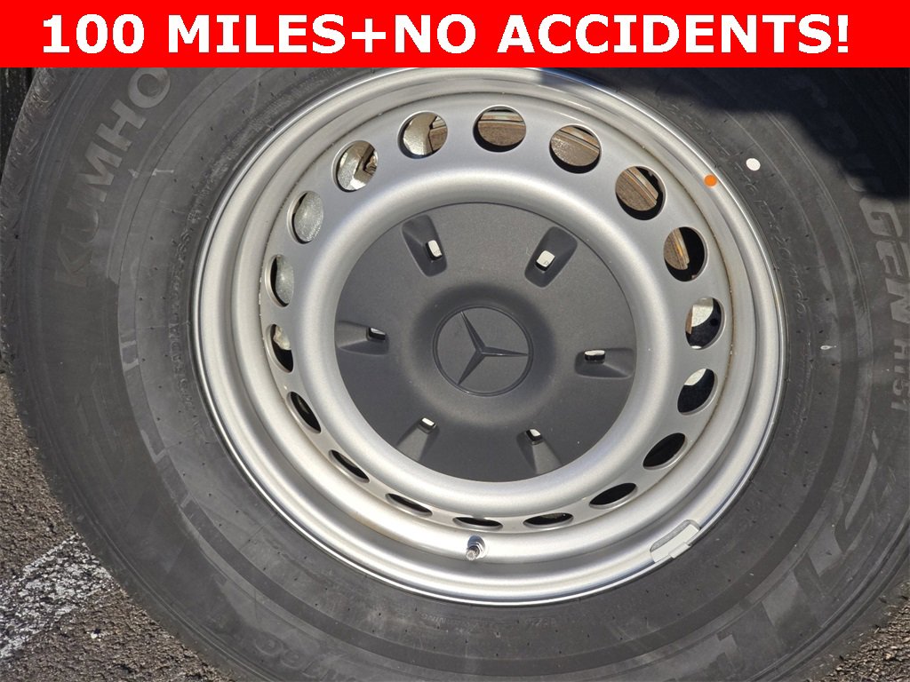 Used 2025 Mercedes-Benz Sprinter 2500 image 7