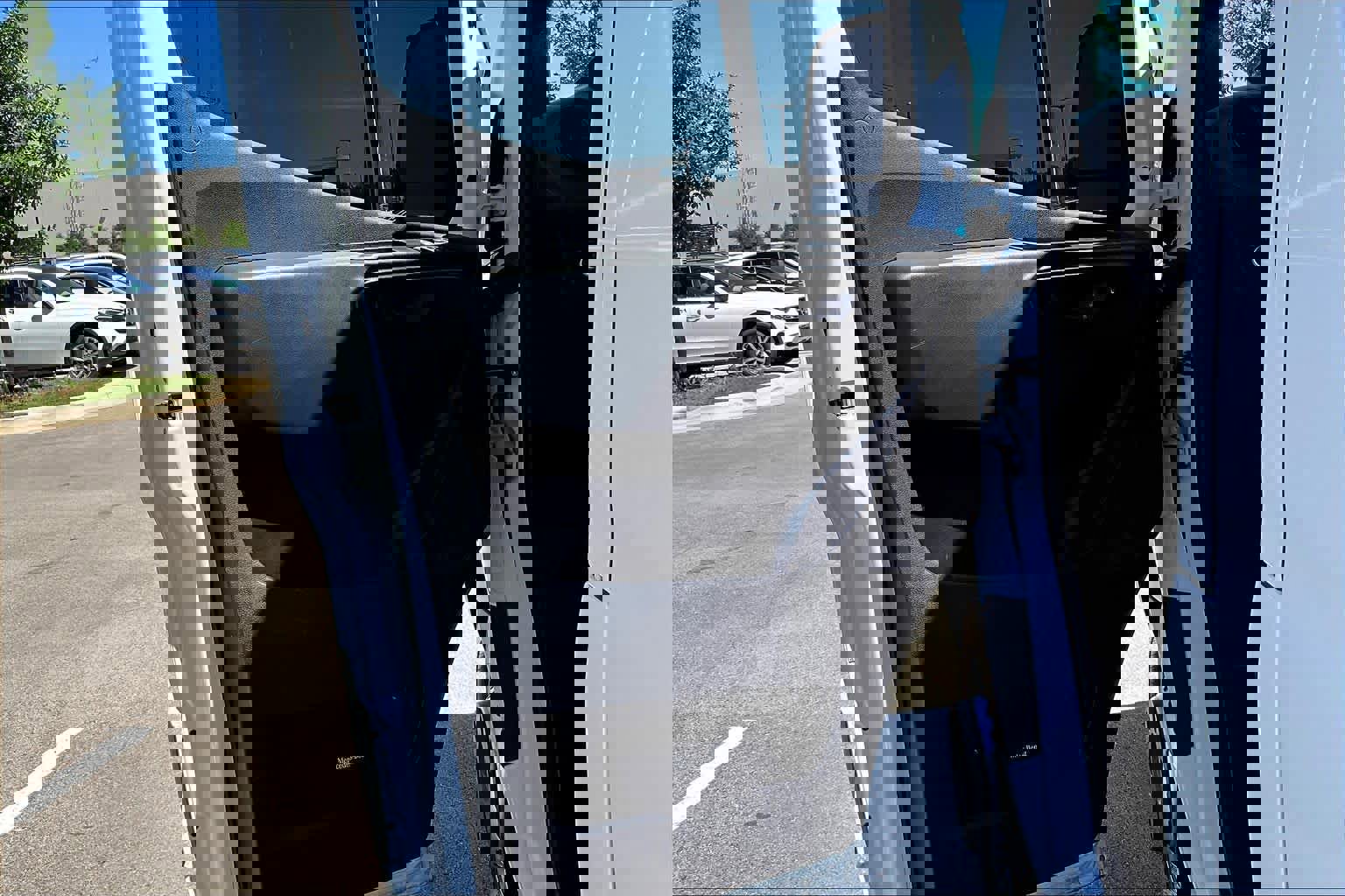 Used 2024 Mercedes-Benz Sprinter 3500 image 26