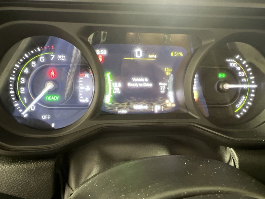 Used 2024 Jeep Wrangler Unlimited w/ Convenience Group image 13