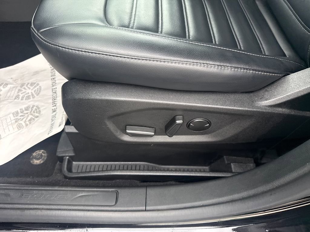 Used 2024 Ford Edge SEL w/ Convenience Package AWD/4WD image 29