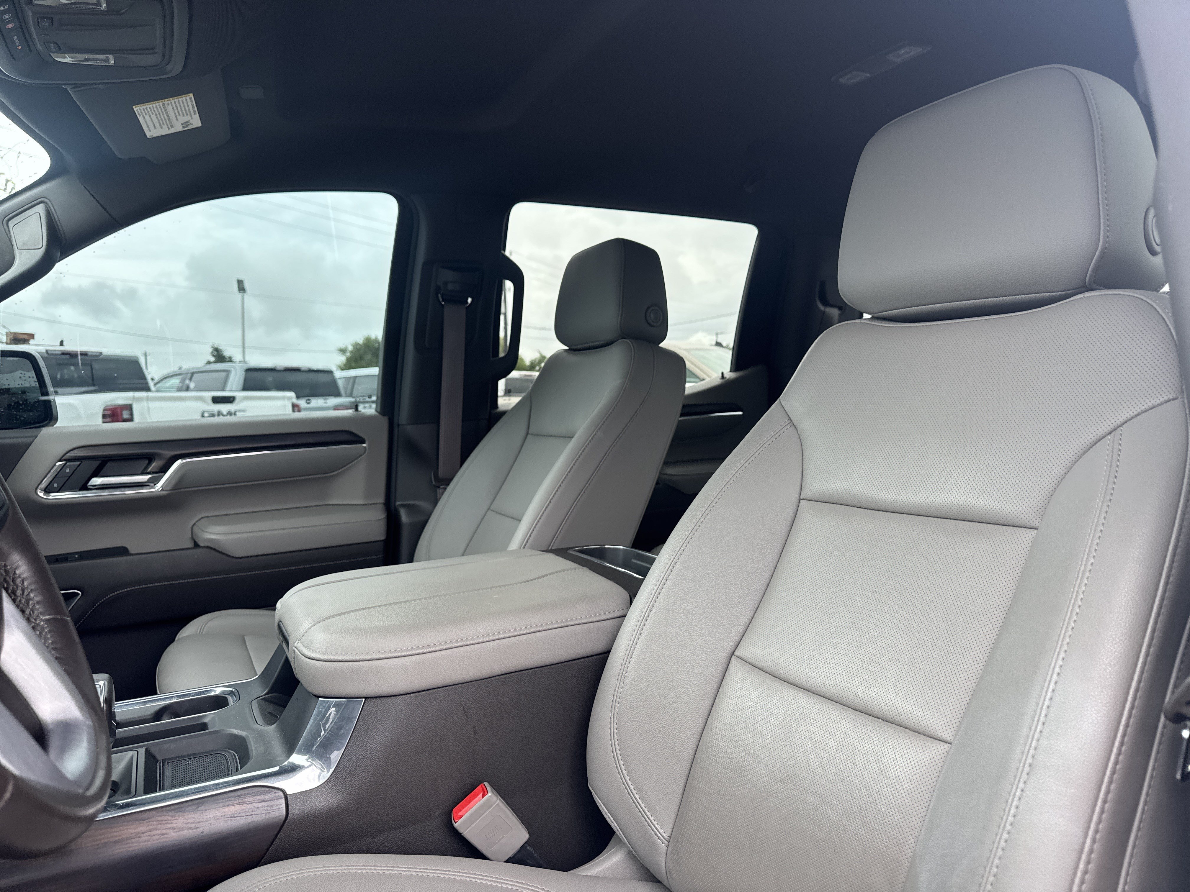 Used 2023 GMC Sierra 1500 SLT RWD image 6