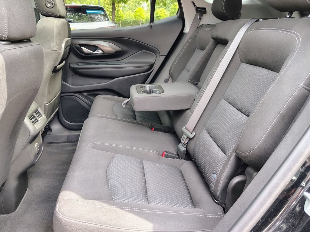 Certified 2022 GMC Terrain SLE w/ Driver Convenience Package AWD/4WD image 28