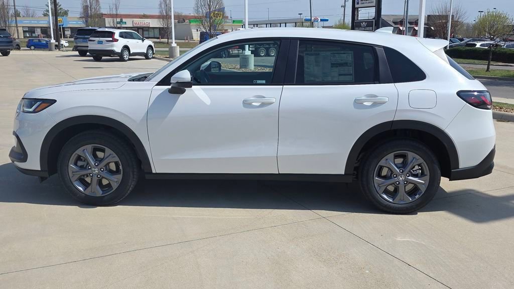 New 2026 Honda HR-V LX video 2
