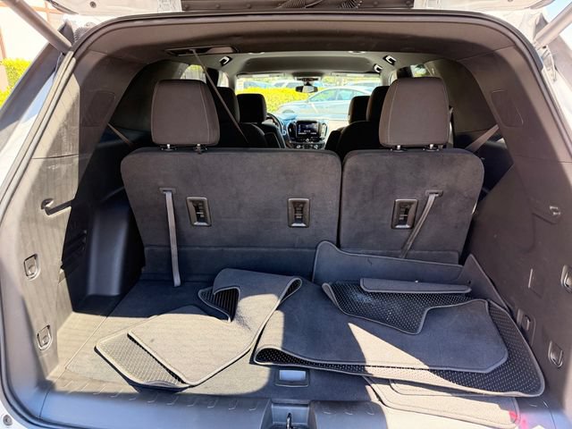 Used 2023 Chevrolet Traverse LT w/ LPO, Cargo Package AWD/4WD image 28