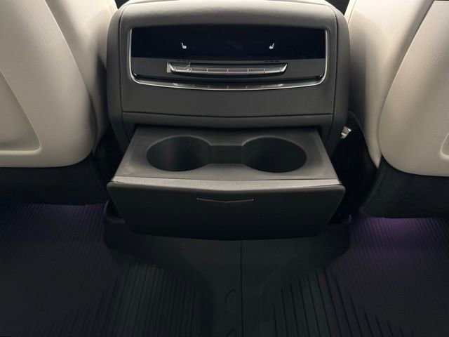 New 2026 Cadillac Escalade Platinum Luxury w/ LPO, Floor Liner Package AWD/4WD image 9