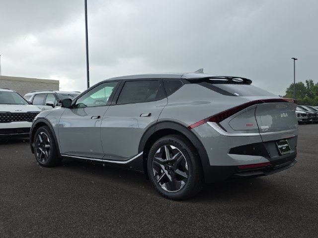 New 2026 Kia EV6 Light RWD image 3