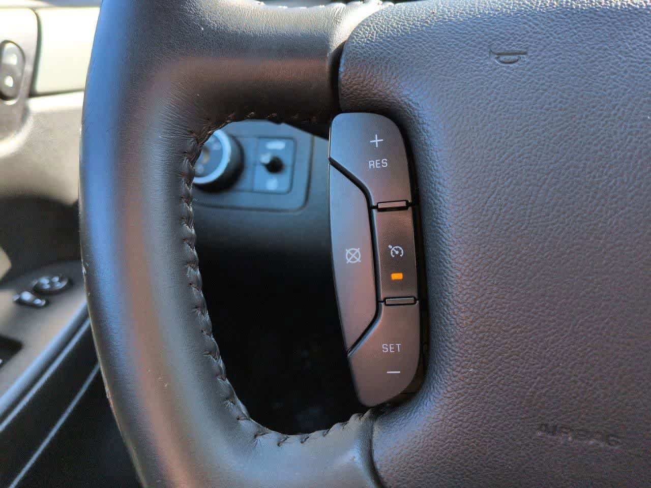 Used 2008 Chevrolet Impala LT w/ Luxury Edition Package image 23