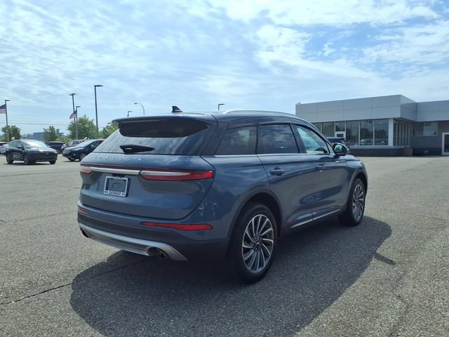 Used 2023 Lincoln Corsair Reserve w/ Equipment Group 201A AWD/4WD image 7