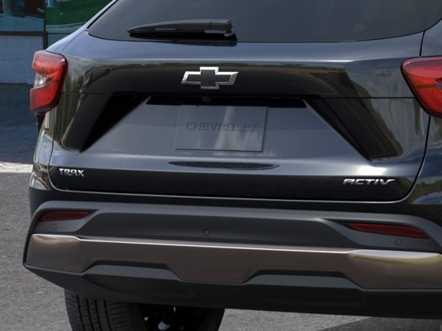 New 2026 Chevrolet Trax ACTIV w/ Sunroof Package FWD image 14