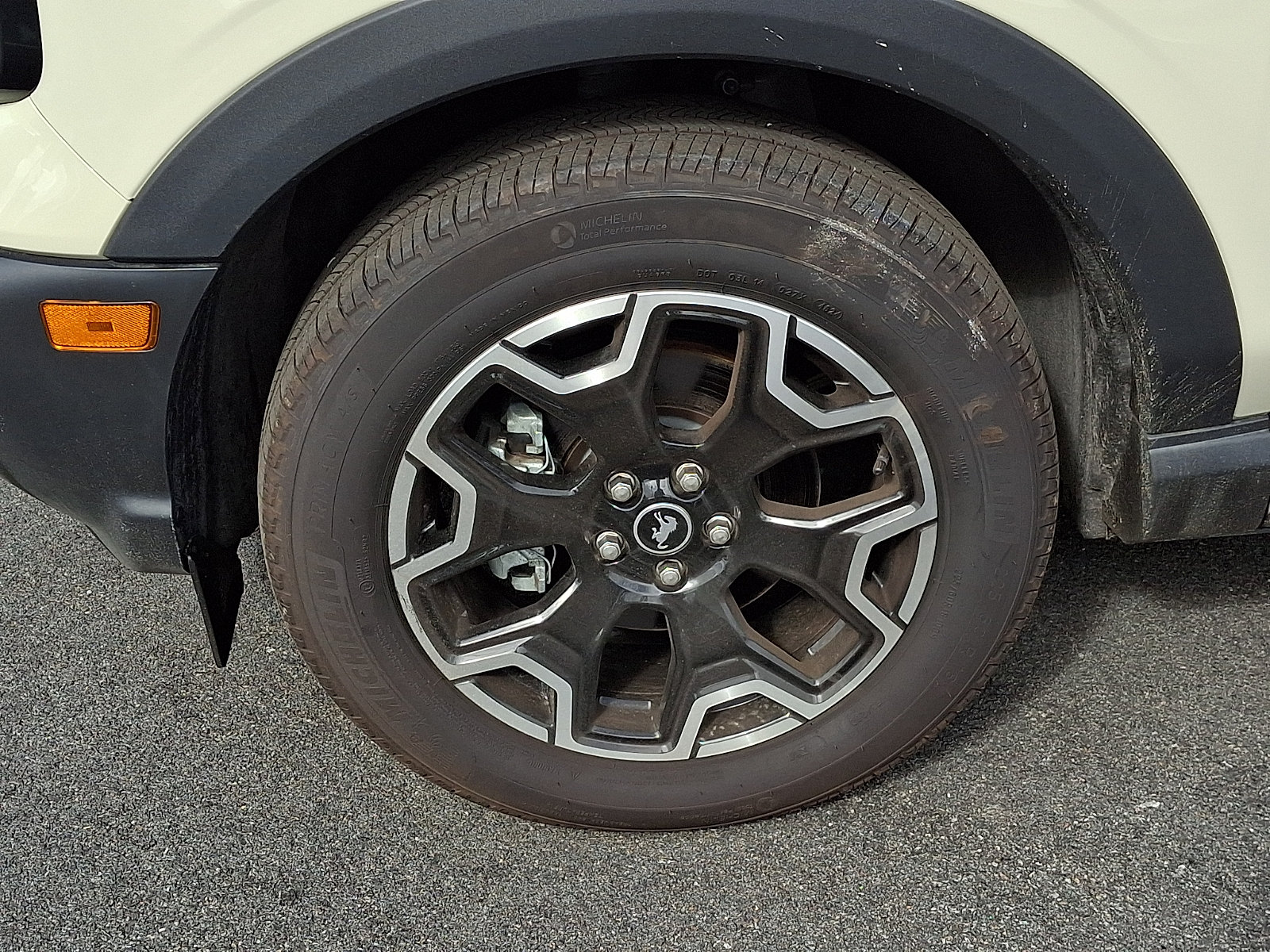 Used 2025 Ford Bronco Sport Outer Banks w/ Outer Banks Tech Package+ AWD/4WD image 9