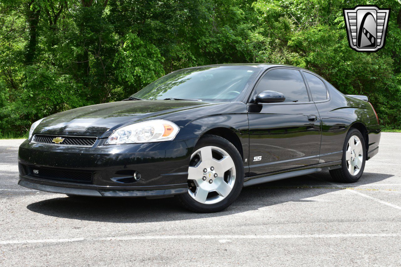 Used 2007 Chevrolet Monte Carlo SS w/ Convenience Package image 2