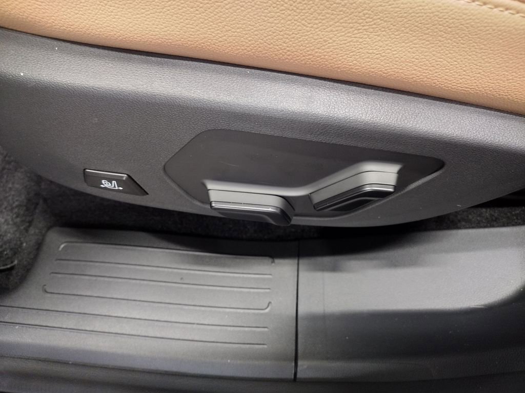 New 2026 Hyundai Santa Fe Limited image 32