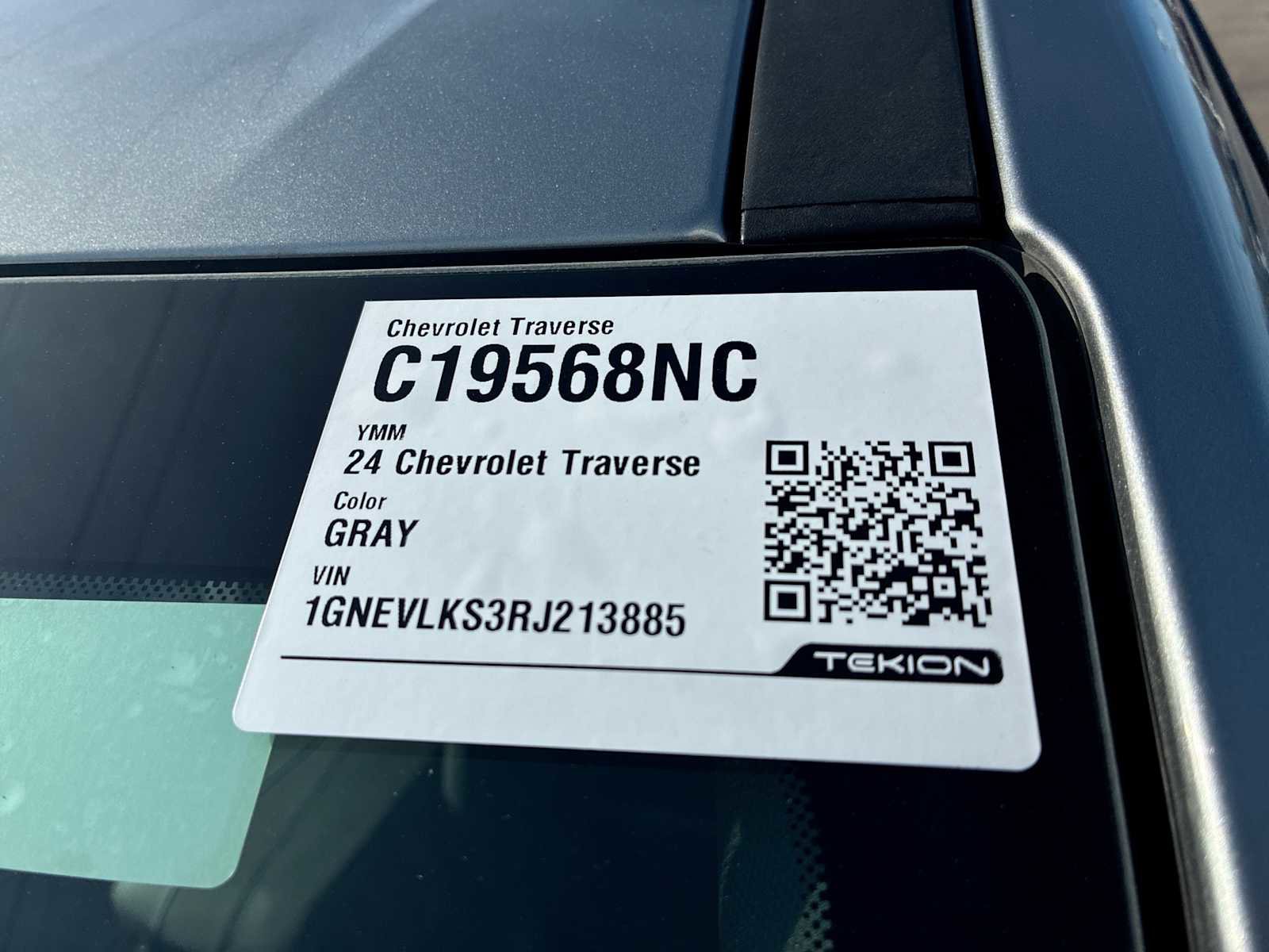 Certified 2024 Chevrolet Traverse RS image 35