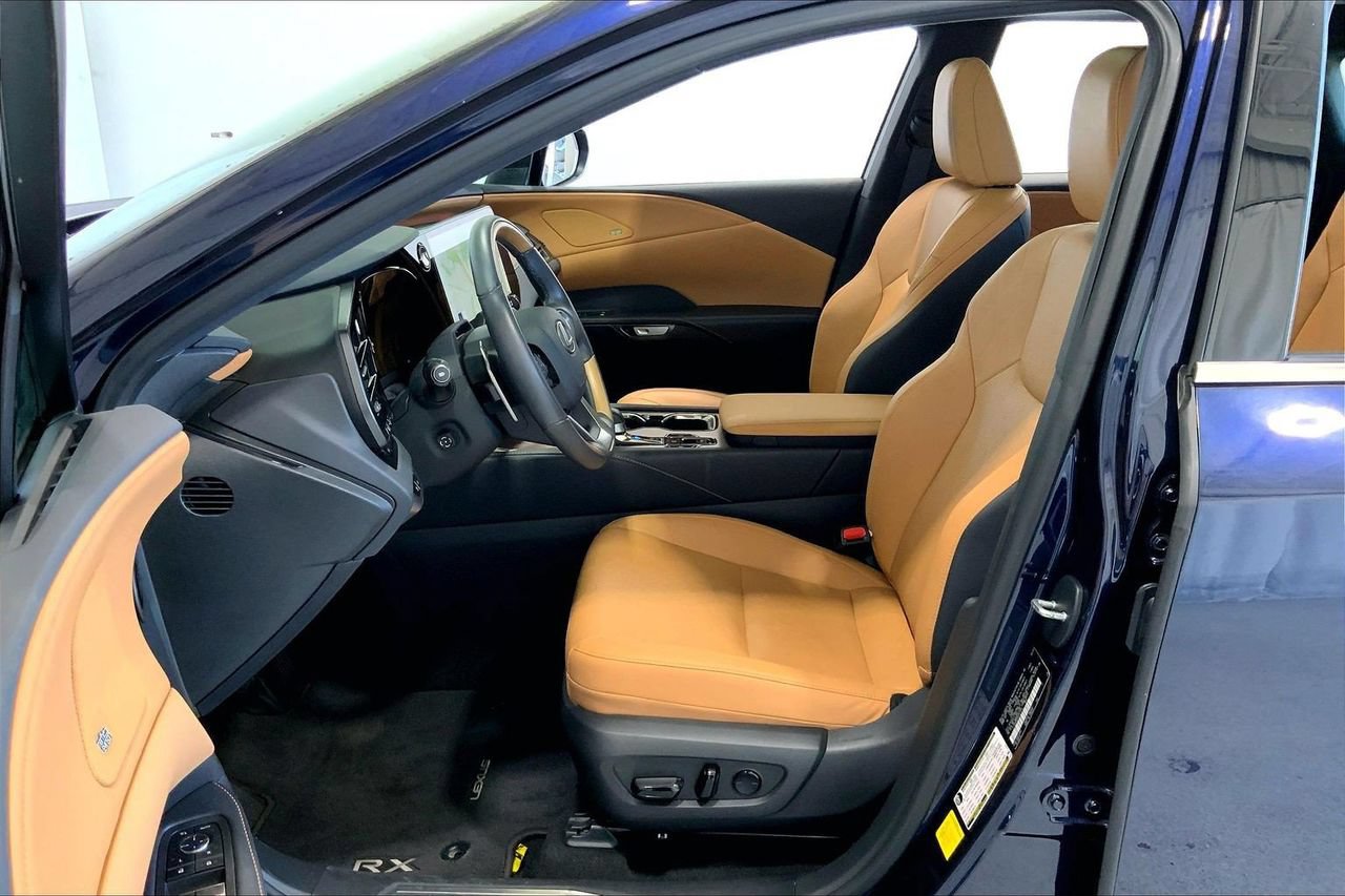 Used 2024 Lexus RX 350 Premium Plus w/ Convenience Package FWD image 17