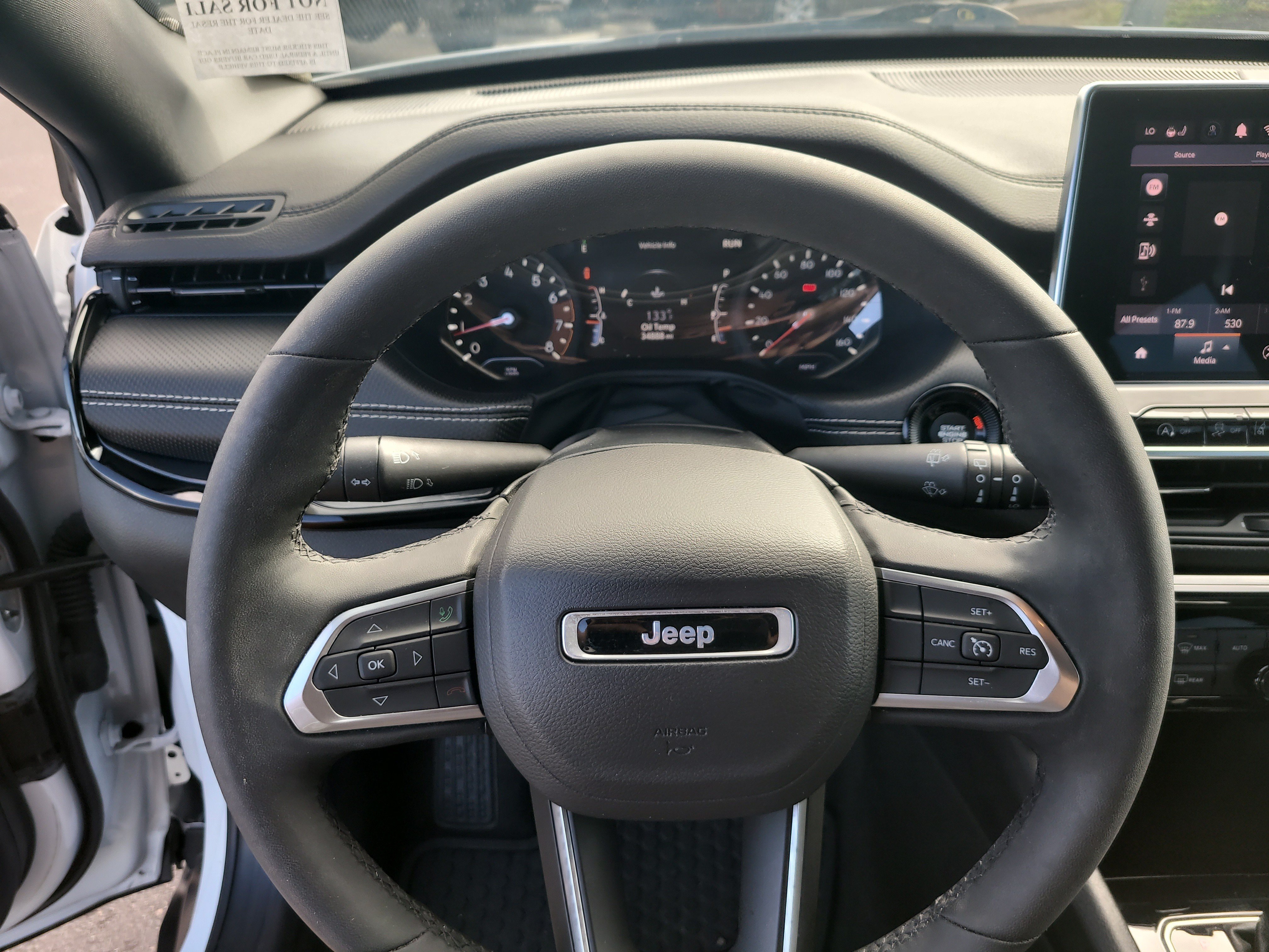 Used 2024 Jeep Compass Latitude w/ Convenience Group AWD/4WD image 26
