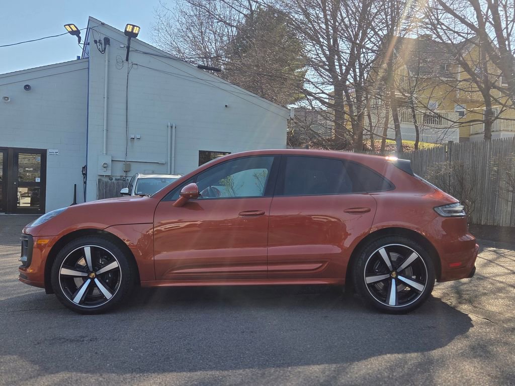 Used 2022 Porsche Macan GTS w/ Premium Package Plus image 2