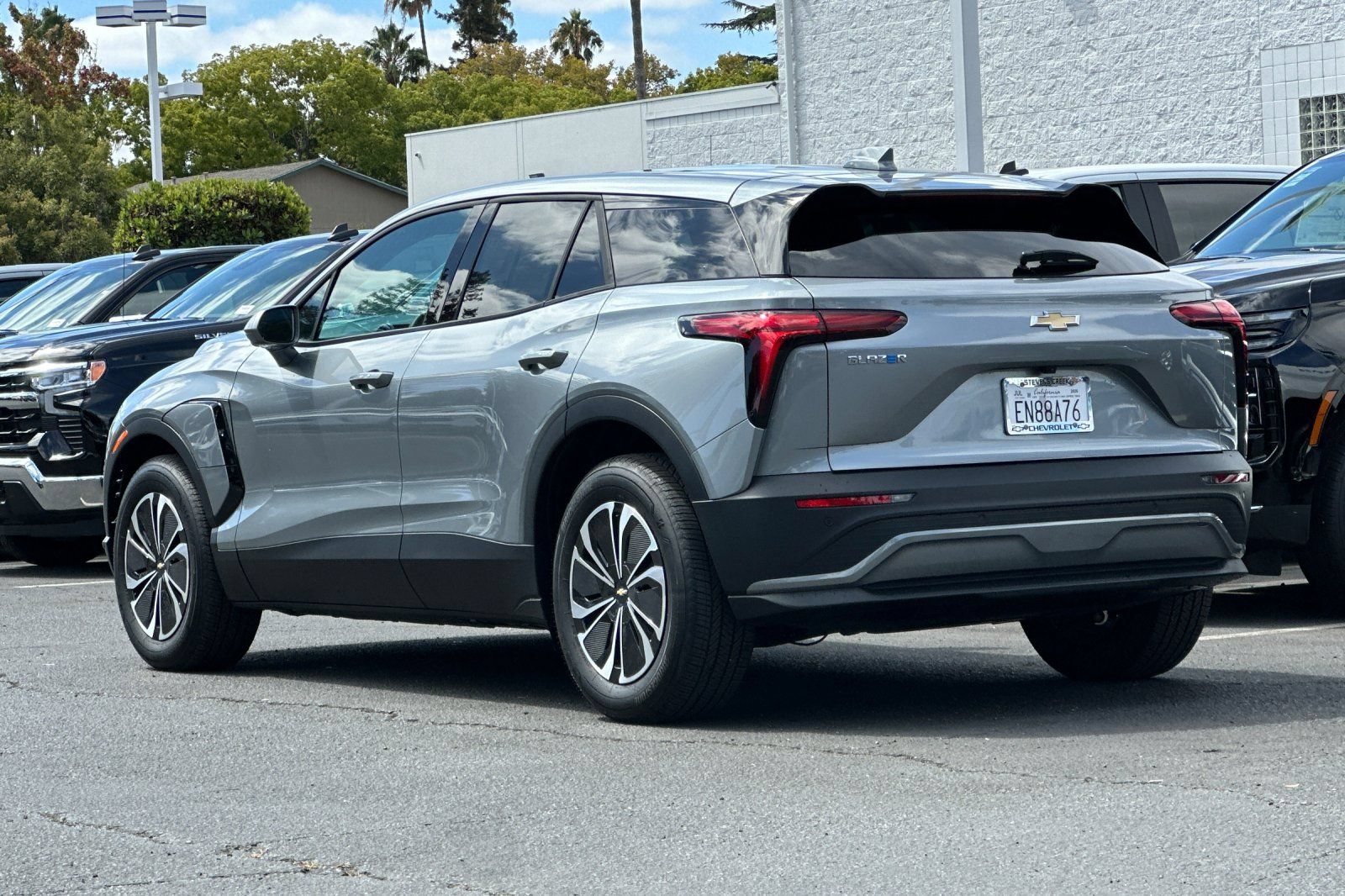 Used 2026 Chevrolet Blazer EV LT FWD image 7