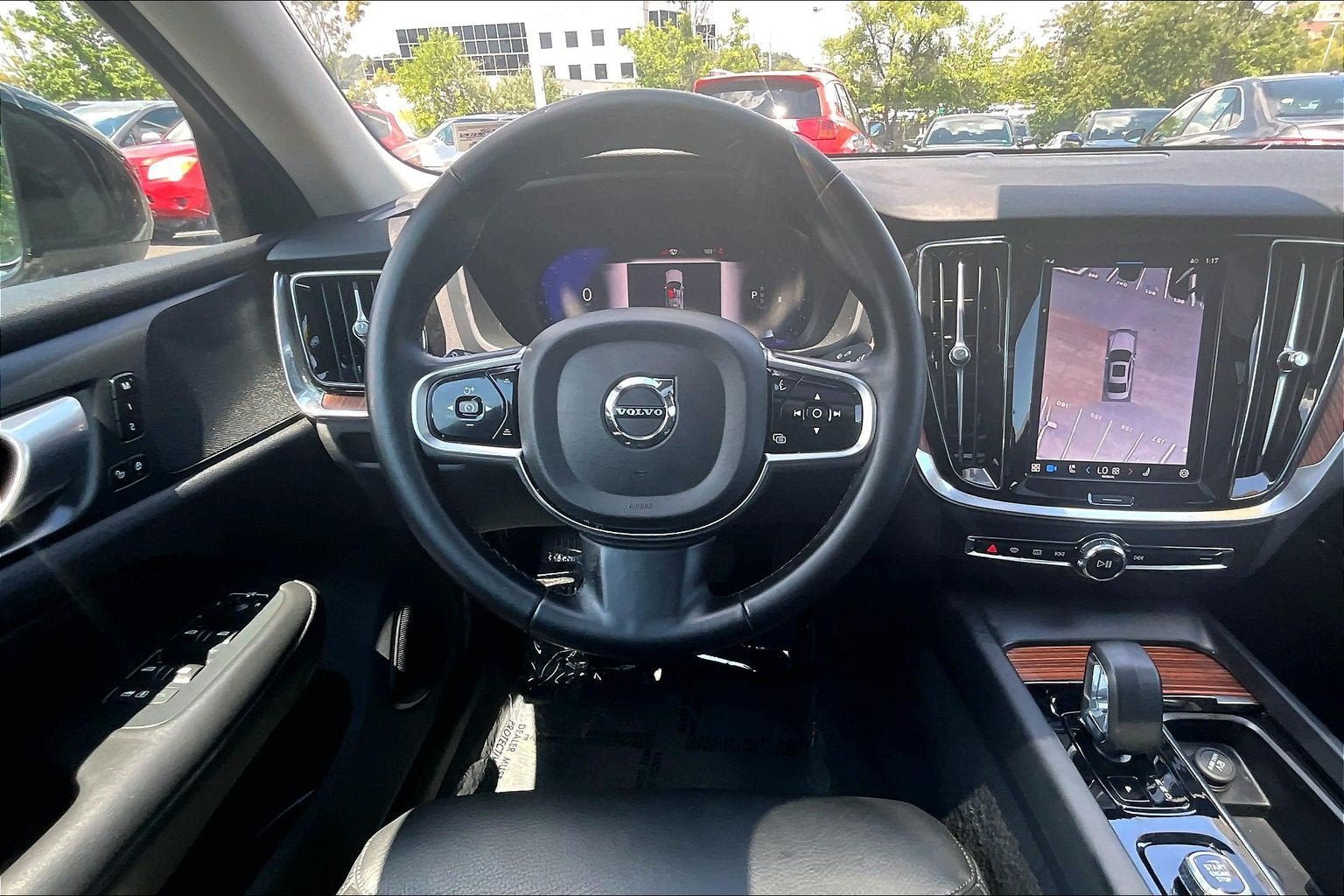 Used 2025 Volvo S60 B5 Plus FWD image 5
