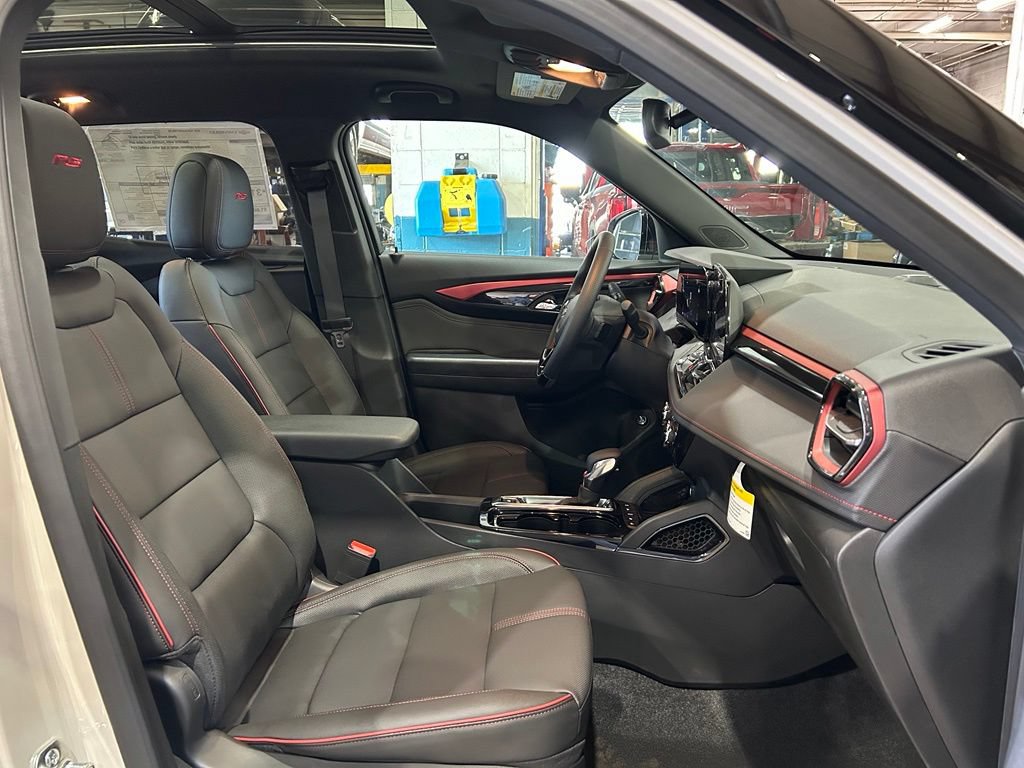 New 2026 Chevrolet TrailBlazer RS w/ Convenience Package FWD image 38