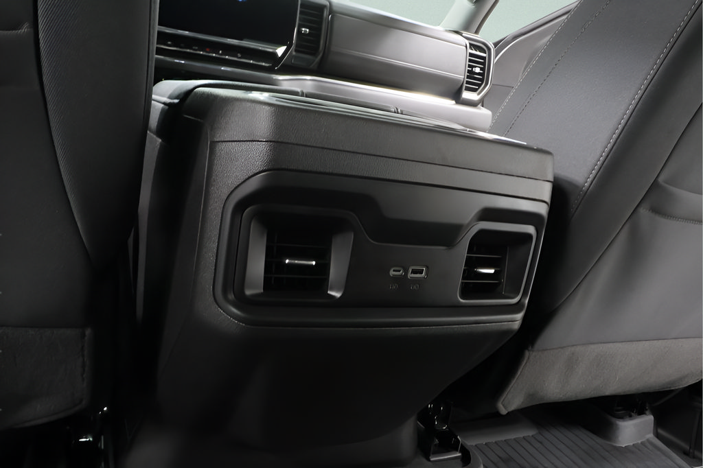 Used 2024 Chevrolet Silverado 1500 LT Trail Boss w/ Convenience Package II AWD/4WD image 25
